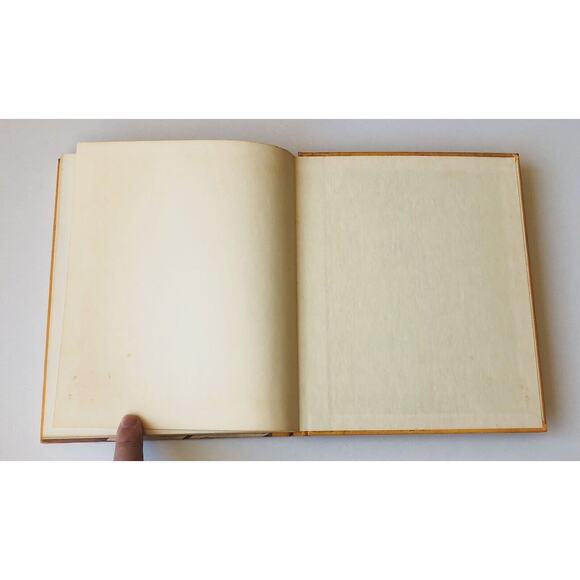 Vintage Galloping Gourmet Television HC Cookbook Volume One Graham Kerr Recipes - Picture 12 of 13